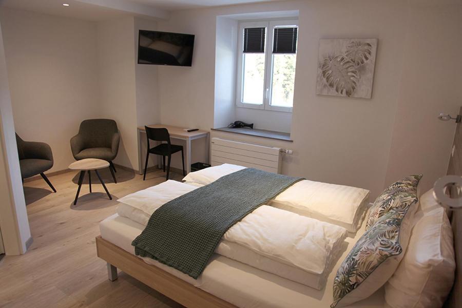 Auberge Du Prevoux Le Locle Exteriér fotografie